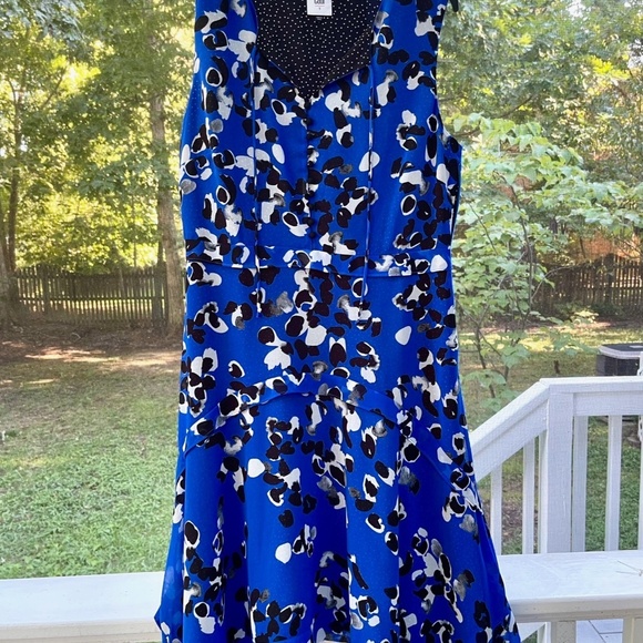 CAbi Electric Blue floral print swing dress-S - Picture 2 of 9